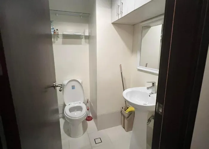 Апартаменты Chelsea Tower 3 *
